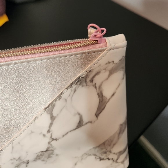 Ipsy Makeup/Cosmetic Bag Marble/Pink - Picture 5 of 8